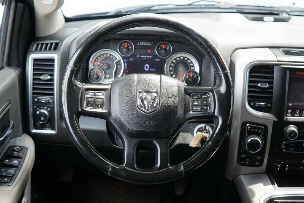 2017 RAM 1500 Big Horn Crew Cab 4x4 5'7' Box