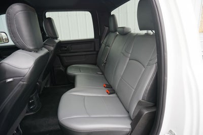 2021 RAM 2500 Tradesman Crew Cab 4x4 6'4' Box