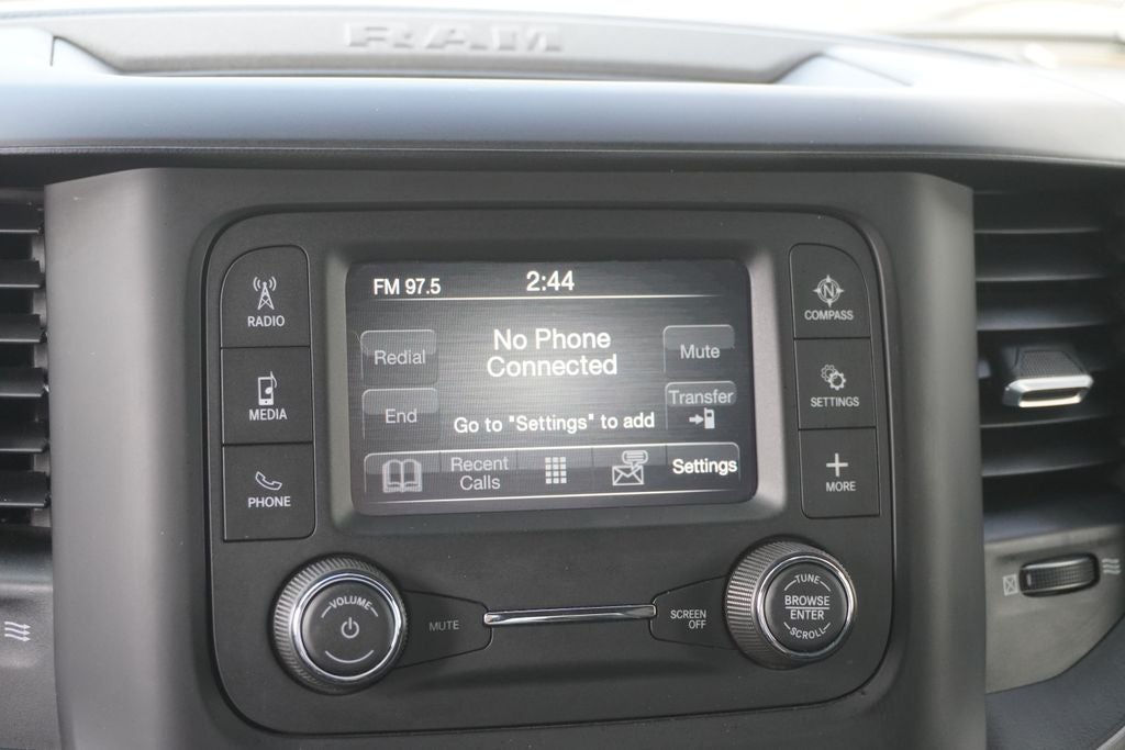 2021 RAM 2500 Tradesman Crew Cab 4x4 6'4' Box