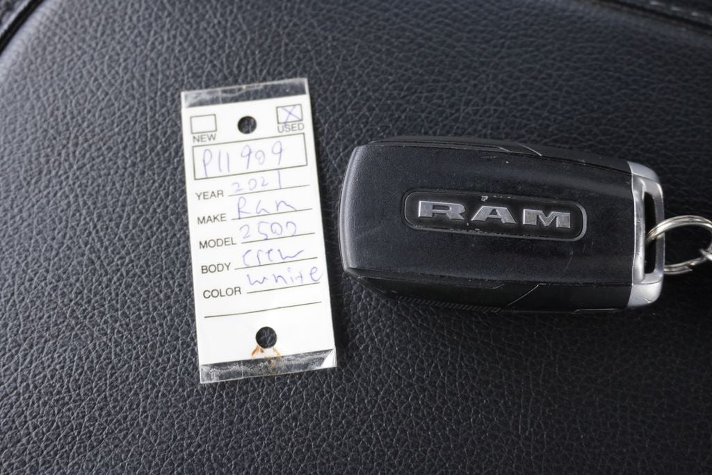 2021 RAM 2500 Tradesman Crew Cab 4x4 6'4' Box