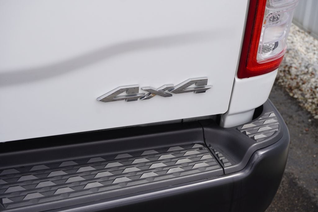 2021 RAM 2500 Tradesman Crew Cab 4x4 6'4' Box