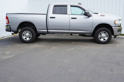 2024 RAM 2500 Tradesman Crew Cab 4x4 6'4' Box