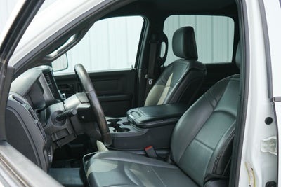 2022 RAM 2500 Tradesman Crew Cab 4x4 6'4' Box