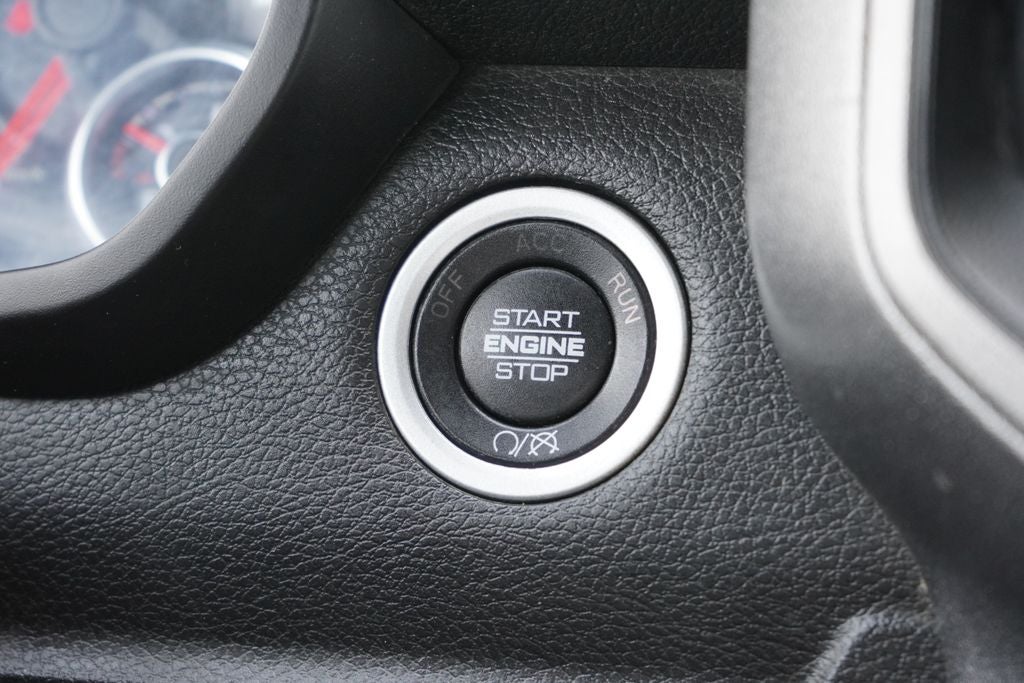 2022 RAM 2500 Tradesman Crew Cab 4x4 6'4' Box
