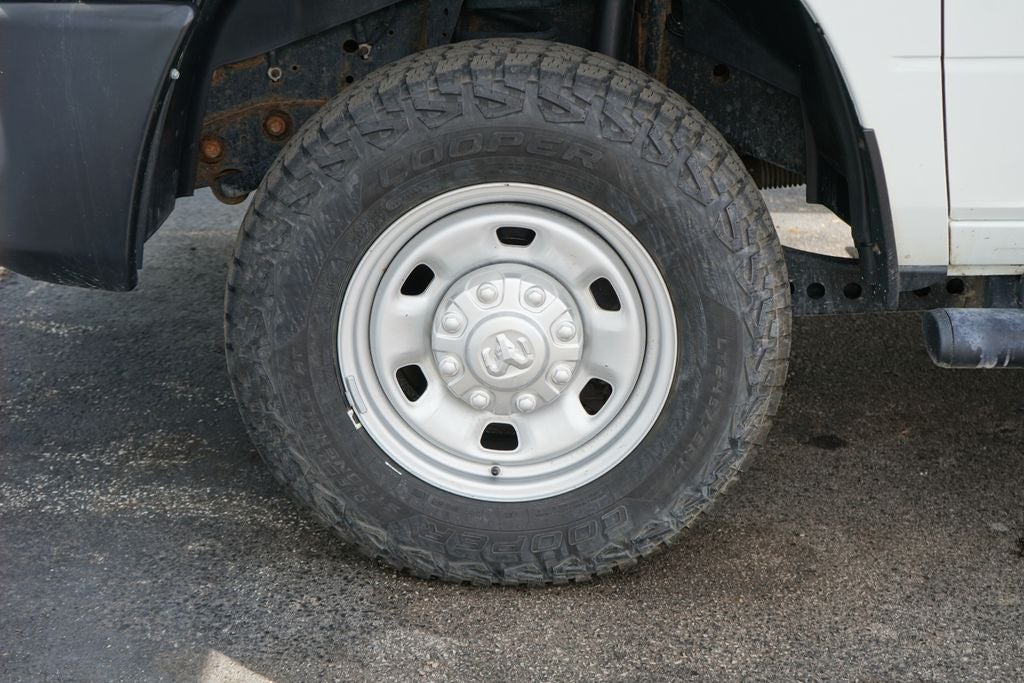 2022 RAM 2500 Tradesman Crew Cab 4x4 6'4' Box