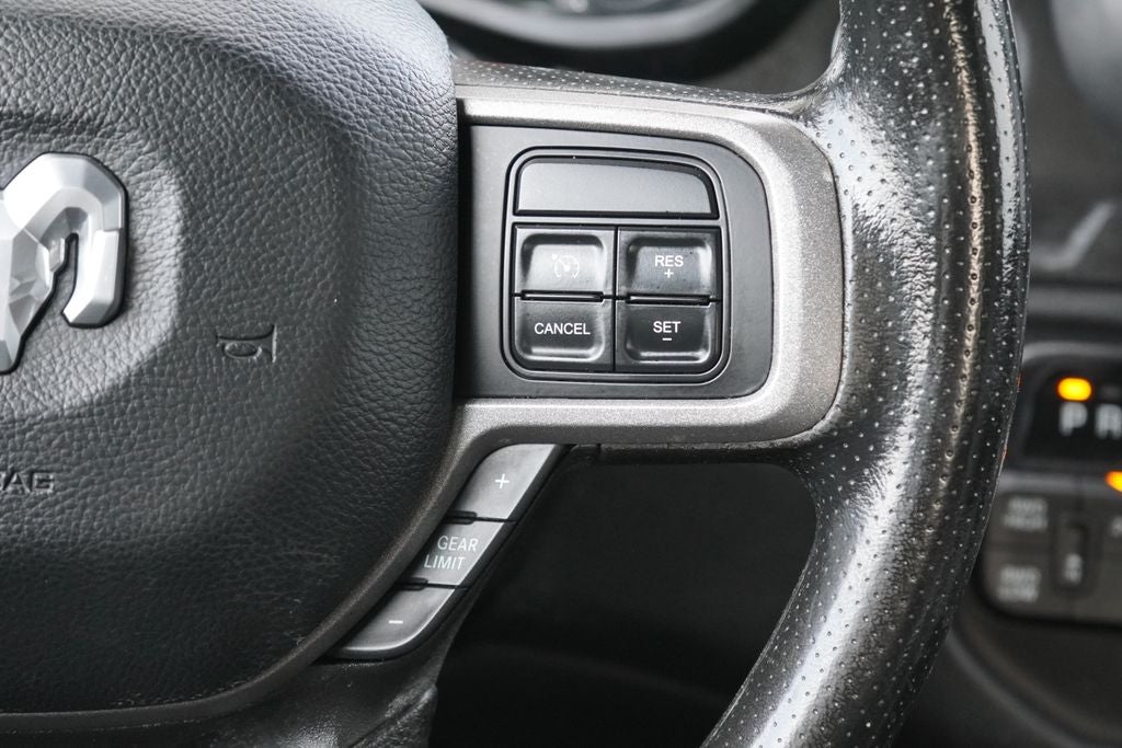 2022 RAM 2500 Tradesman Crew Cab 4x4 6'4' Box