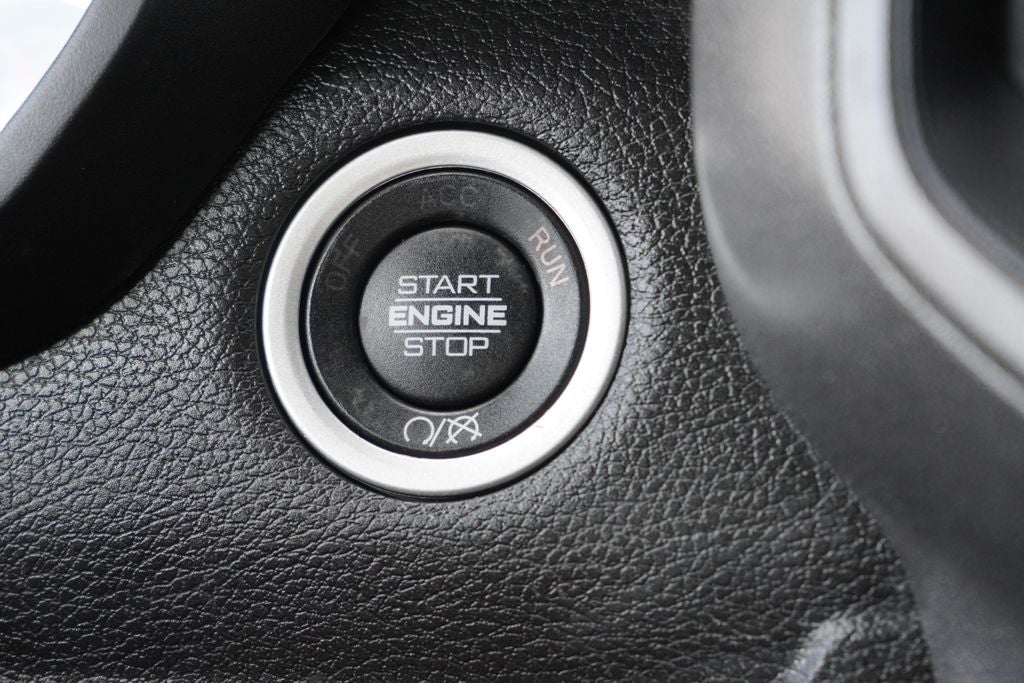 2022 RAM 2500 Tradesman Crew Cab 4x4 6'4' Box