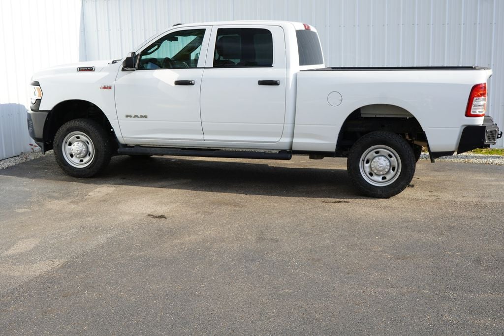 2022 RAM 2500 Tradesman Crew Cab 4x4 6'4' Box