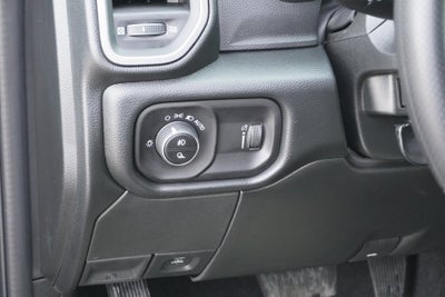 2026 RAM Ram 2500 RAM 2500 BLACK EXPRESS CREW CAB 4X4 6'4' BOX