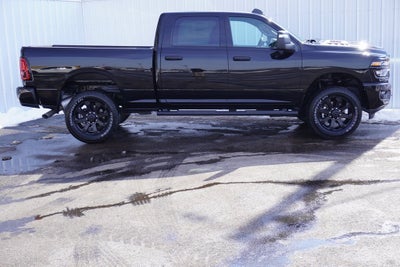 2026 RAM Ram 2500 RAM 2500 BLACK EXPRESS CREW CAB 4X4 6'4' BOX
