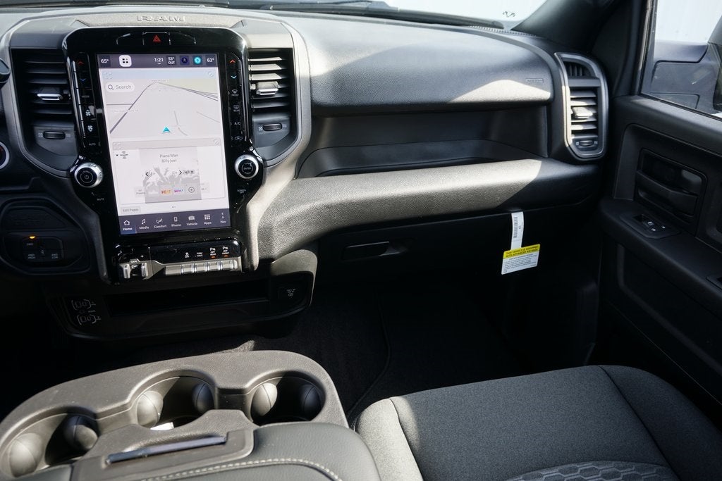 2026 RAM Ram 2500 RAM 2500 BLACK EXPRESS CREW CAB 4X4 6'4' BOX