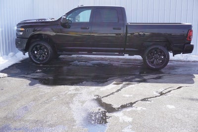 2026 RAM Ram 2500 RAM 2500 BLACK EXPRESS CREW CAB 4X4 6'4' BOX