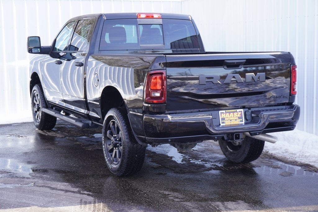 2026 RAM Ram 2500 RAM 2500 BLACK EXPRESS CREW CAB 4X4 6'4' BOX
