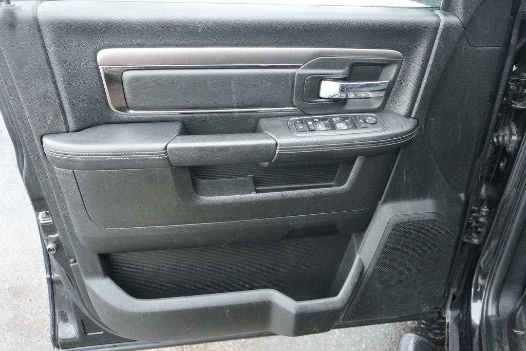 2018 RAM 2500 Big Horn Crew Cab 4x4 6'4' Box