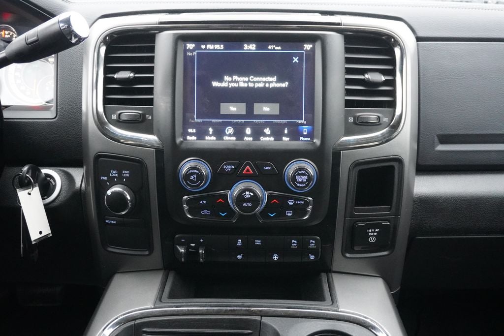 2018 RAM 2500 Big Horn Crew Cab 4x4 6'4' Box