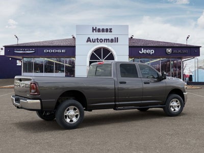 2026 RAM 2500 Tradesman Crew Cab 4x4 8' Box