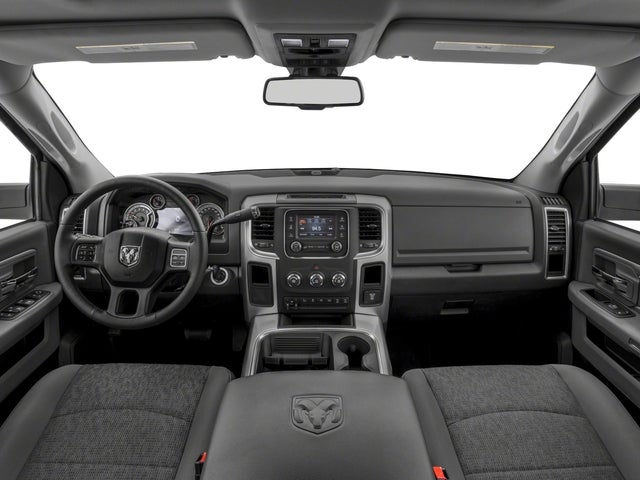 2017 RAM 2500 Big Horn Crew Cab 4x4 8' Box