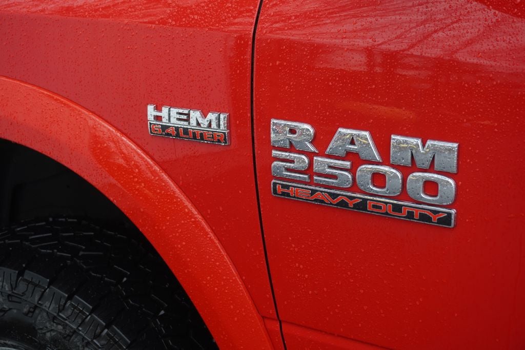 2017 RAM 2500 Big Horn Crew Cab 4x4 8' Box