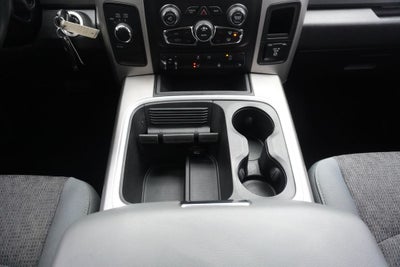 2017 RAM 2500 Big Horn Crew Cab 4x4 8' Box