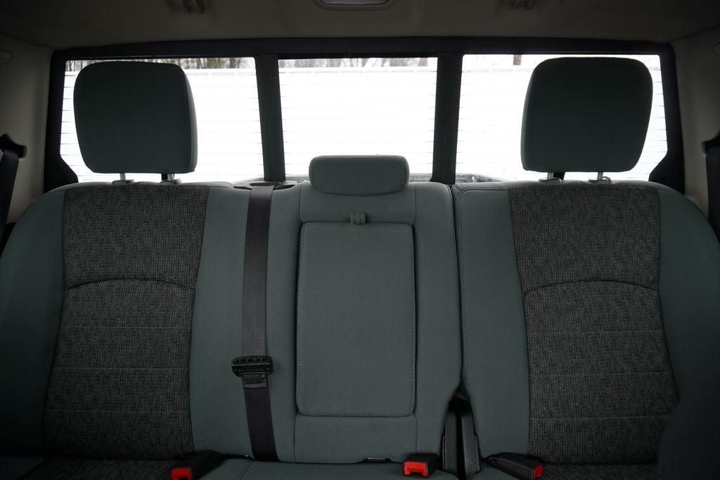 2017 RAM 2500 Big Horn Crew Cab 4x4 8' Box