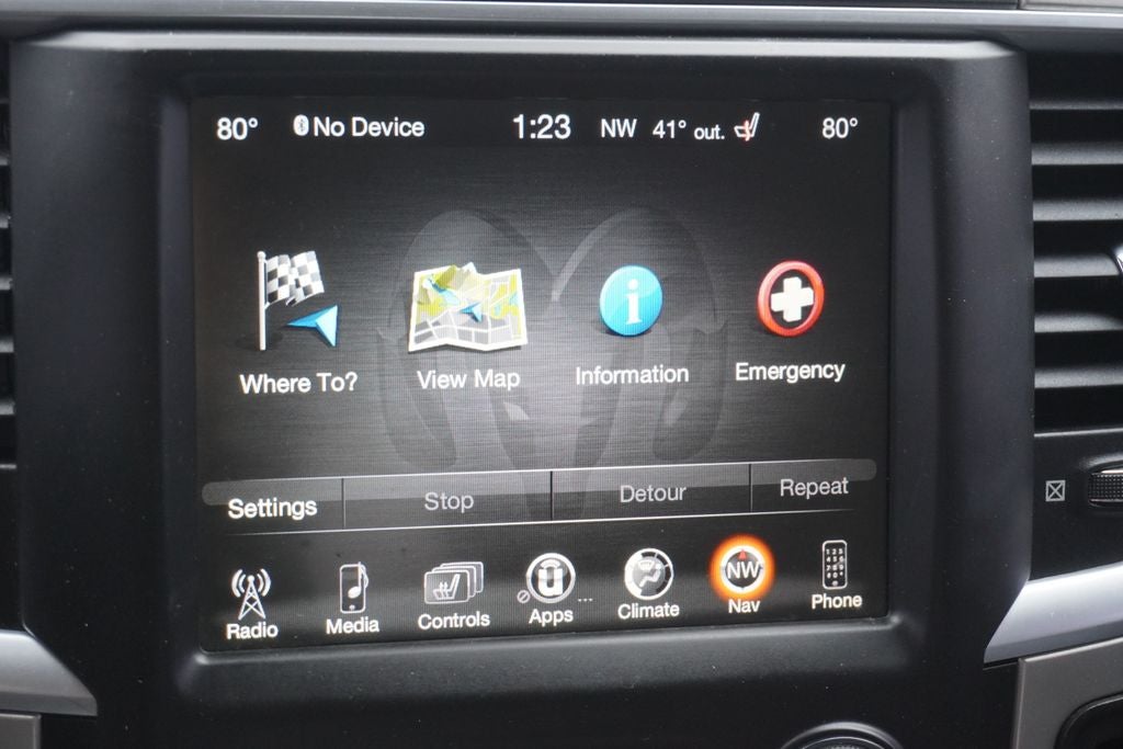 2017 RAM 2500 Big Horn Crew Cab 4x4 8' Box