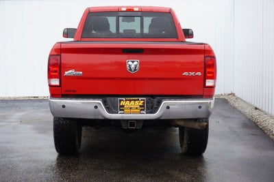 2017 RAM 2500 Big Horn Crew Cab 4x4 8' Box