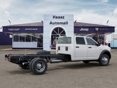2027 RAM Ram 5500 Chassis Cab RAM 5500 TRADESMAN CHASSIS CREW CAB 4X4 84' CA