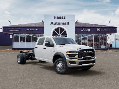 2027 RAM Ram 5500 Chassis Cab RAM 5500 TRADESMAN CHASSIS CREW CAB 4X4 84' CA