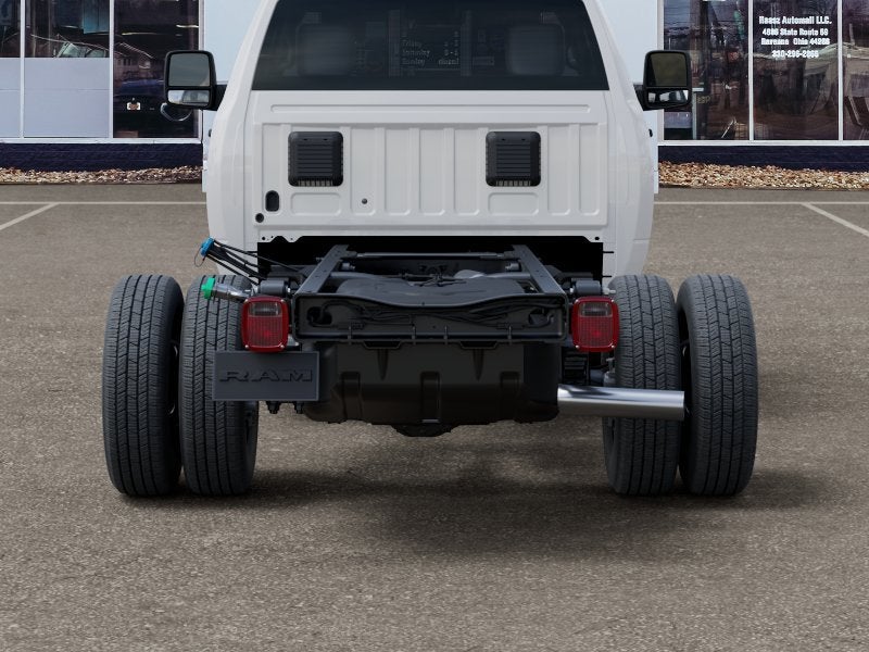 2027 RAM Ram 3500 Chassis Cab RAM 3500 TRADESMAN CHASSIS REGULAR CAB 4X4 60' CA