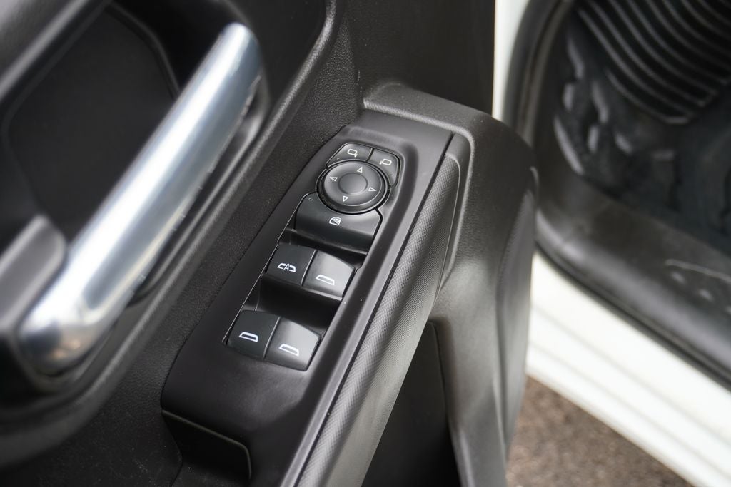 2021 Chevrolet Silverado 1500 4WD Crew Cab Standard Bed WT