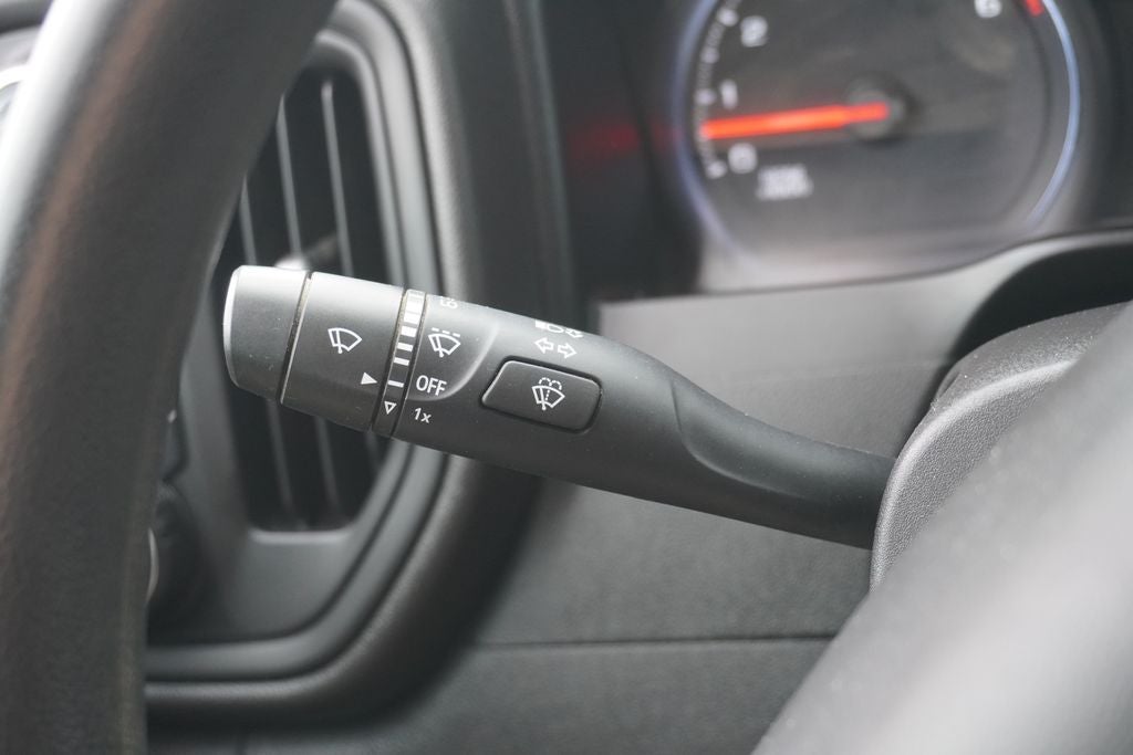 2021 Chevrolet Silverado 1500 4WD Crew Cab Standard Bed WT