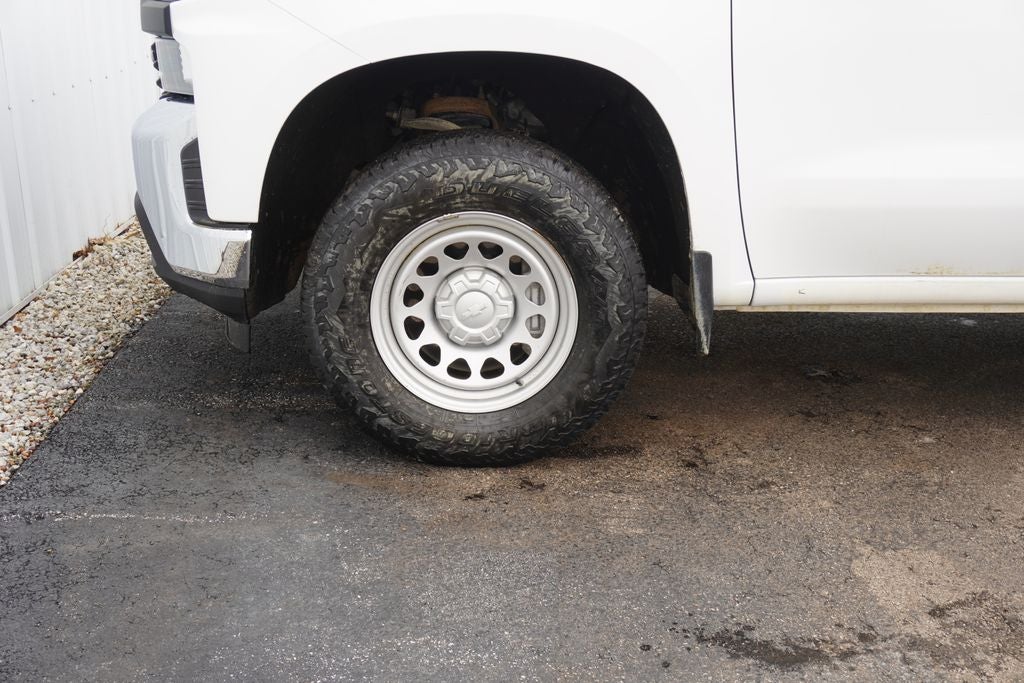 2021 Chevrolet Silverado 1500 4WD Crew Cab Standard Bed WT