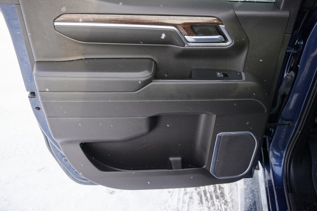 2022 GMC Sierra 1500 4WD Crew Cab Short Box SLE