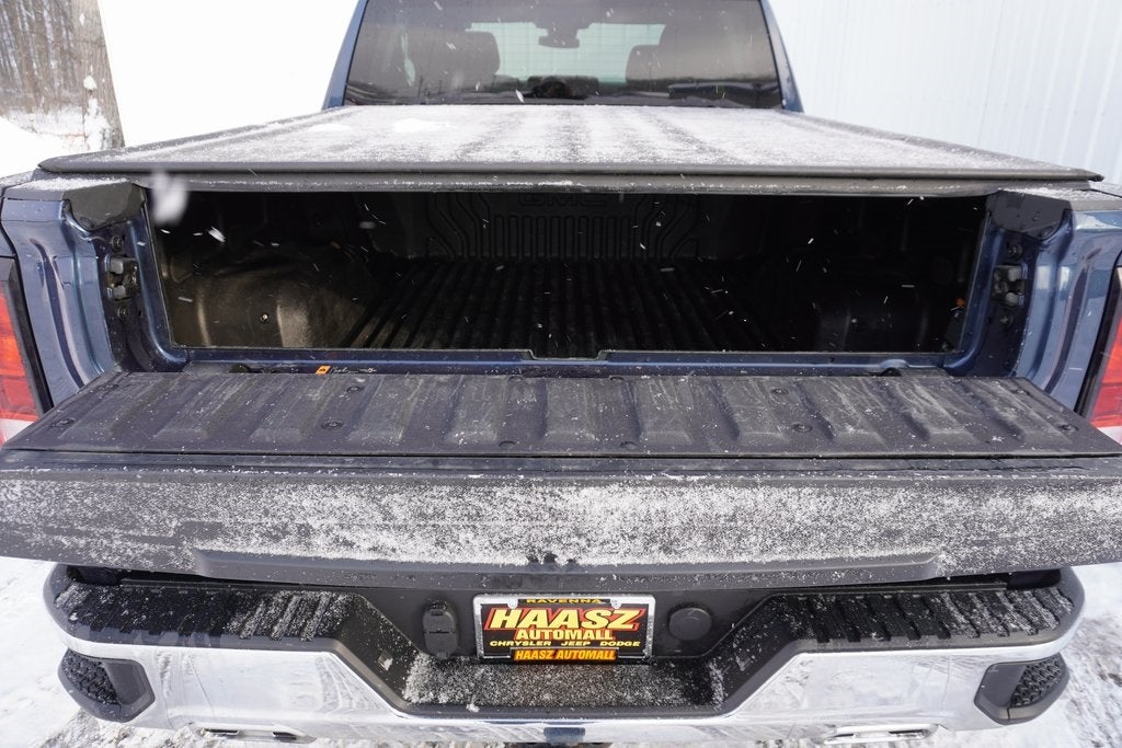 2022 GMC Sierra 1500 4WD Crew Cab Short Box SLE