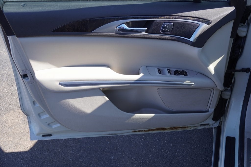 2016 Lincoln MKZ Base
