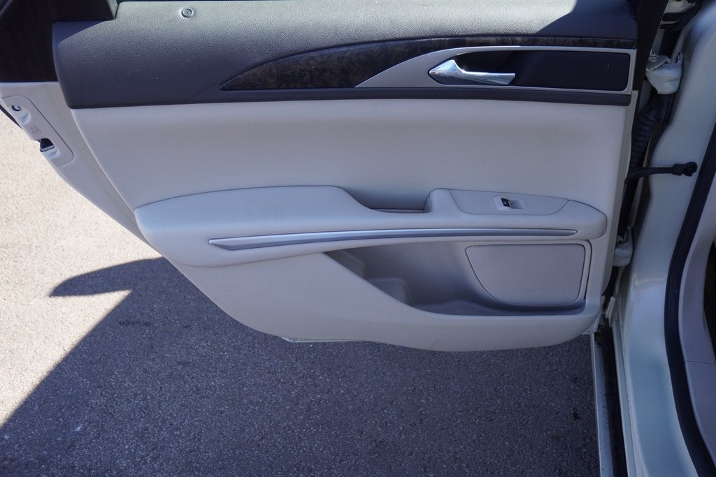 2016 Lincoln MKZ Base