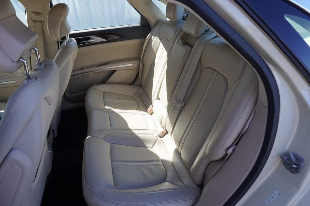 2016 Lincoln MKZ Base