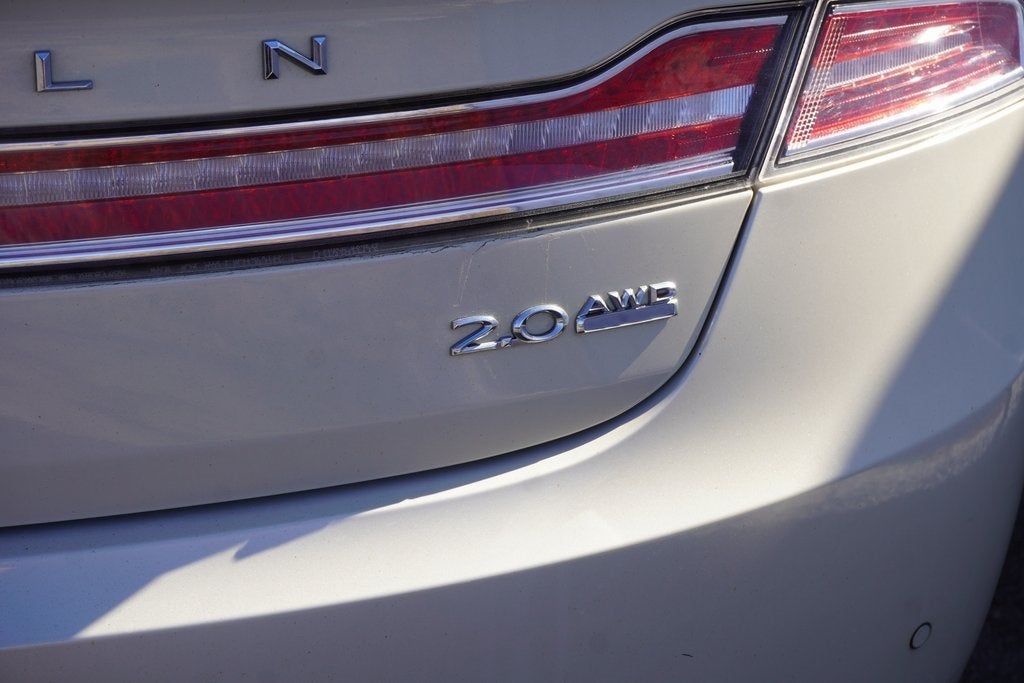 2016 Lincoln MKZ Base