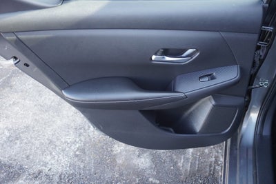 2023 Nissan Sentra SV Xtronic CVT