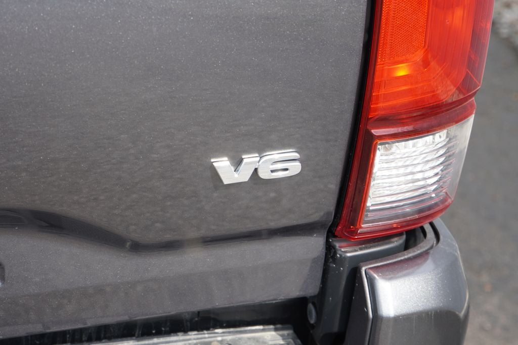 2023 Toyota Tacoma SR V6