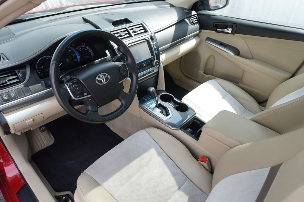 2014 Toyota Camry Hybrid XLE