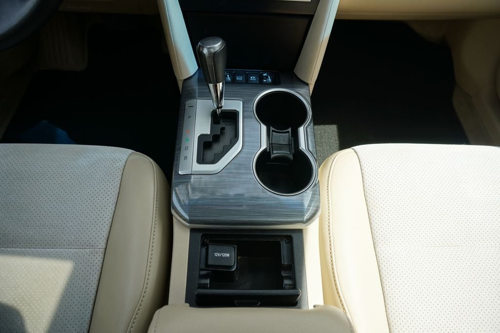 2014 Toyota Camry Hybrid XLE