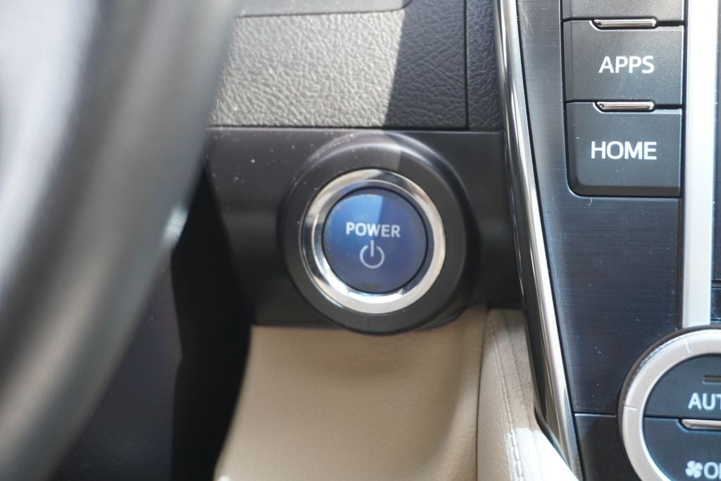 2014 Toyota Camry Hybrid XLE