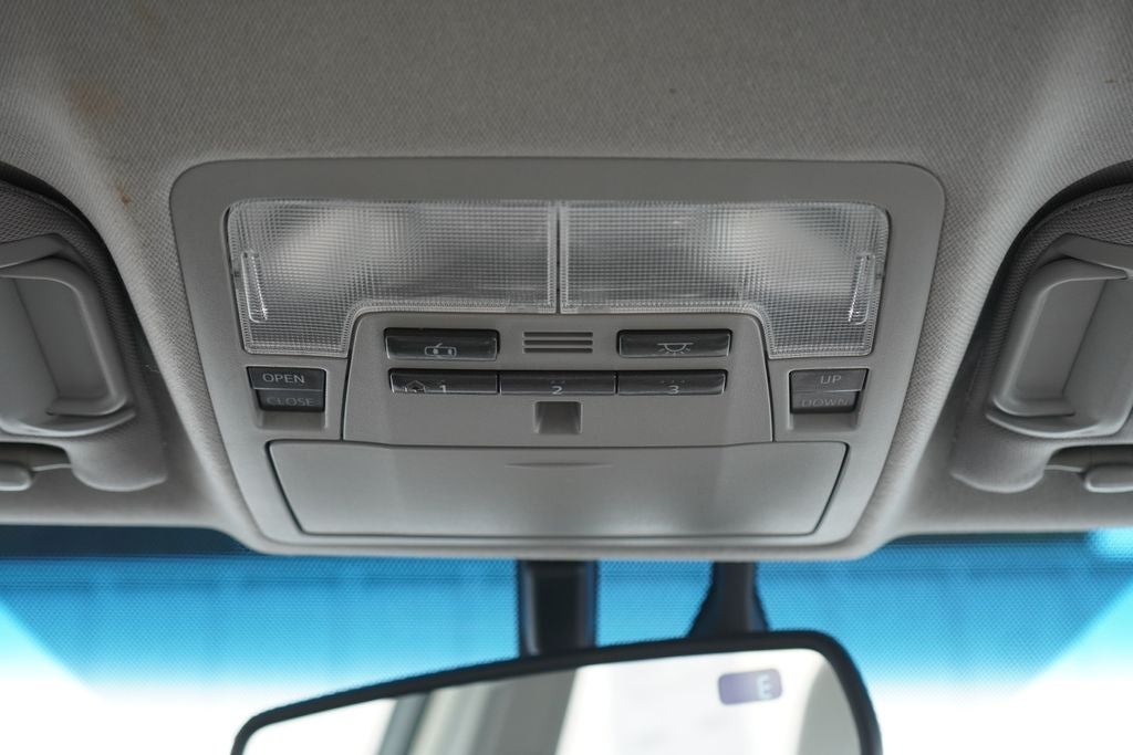 2012 Toyota Camry Hybrid XLE