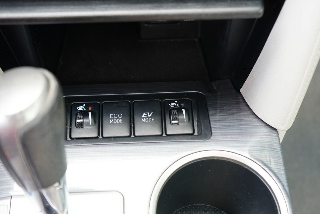 2012 Toyota Camry Hybrid XLE
