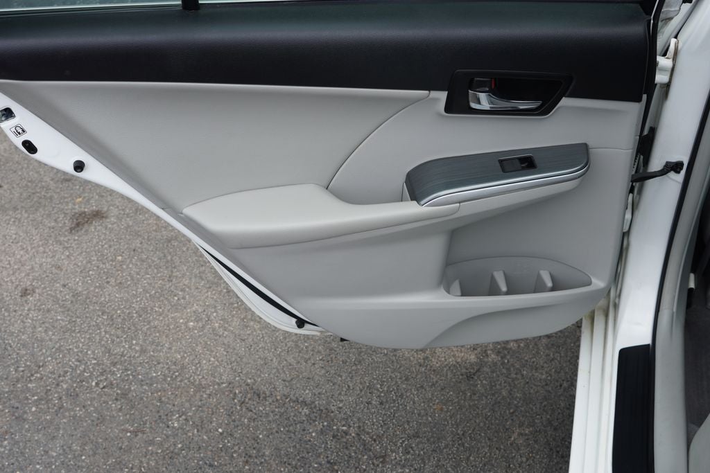 2012 Toyota Camry Hybrid XLE