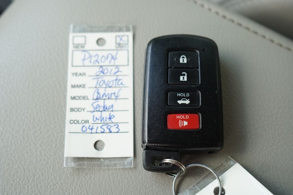 2012 Toyota Camry Hybrid XLE