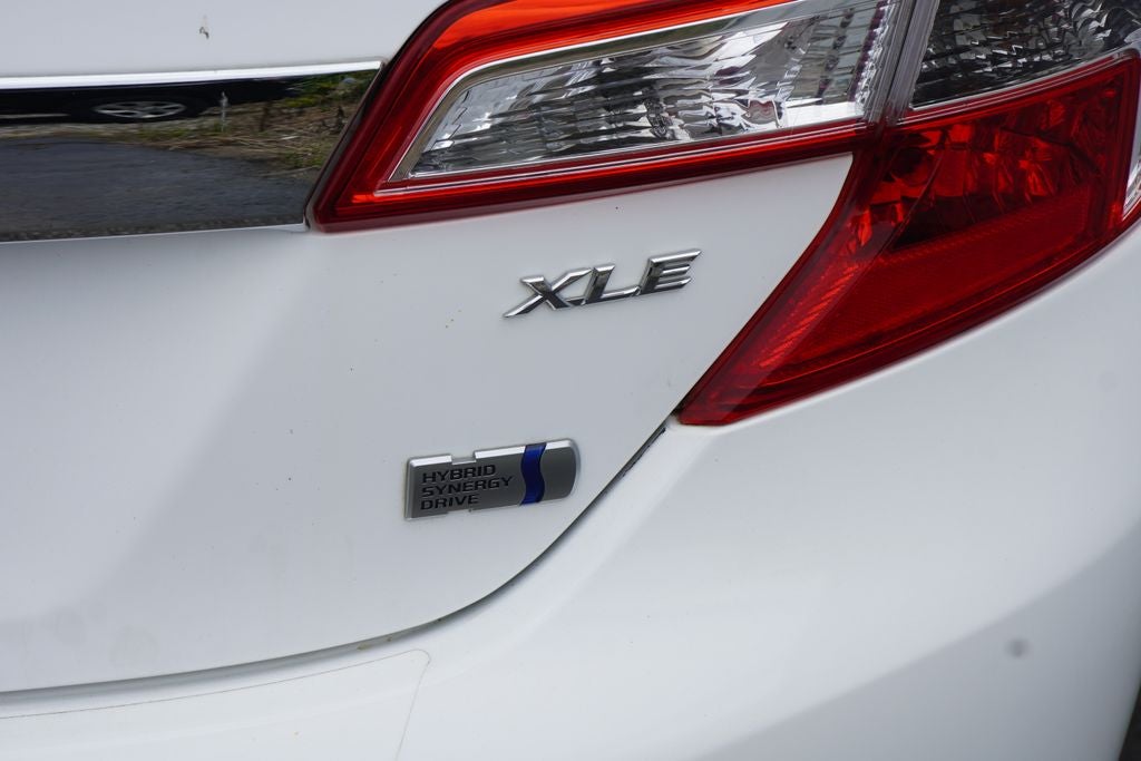 2012 Toyota Camry Hybrid XLE