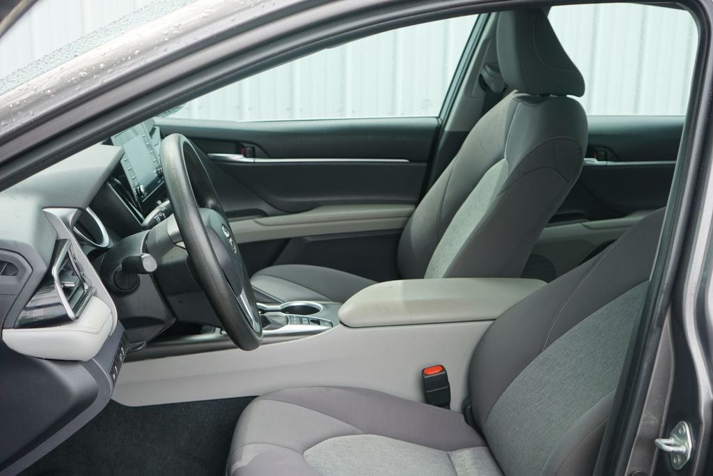 2023 Toyota Camry LE Hybrid