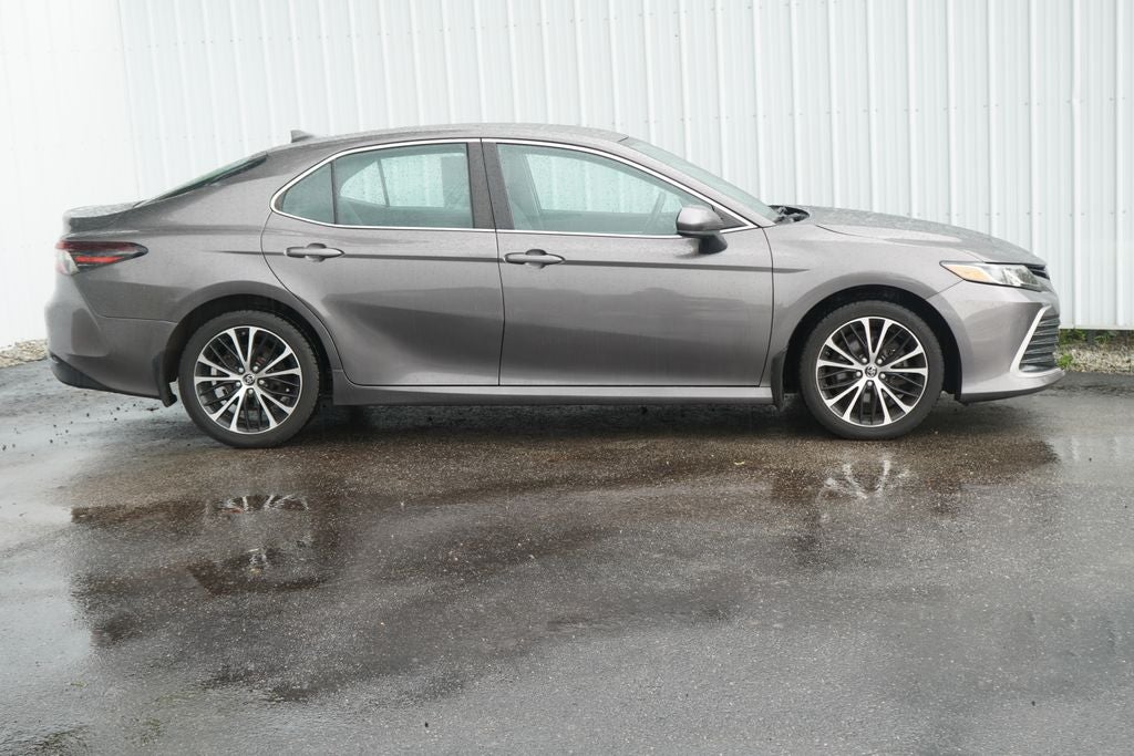 2023 Toyota Camry LE Hybrid